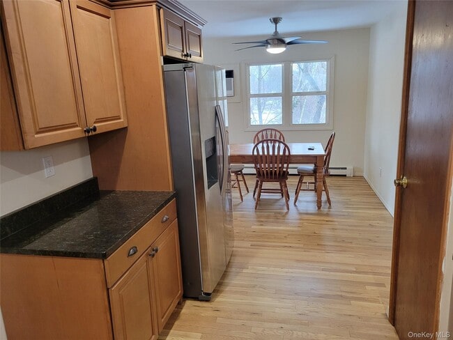 Photo - 71 Cayuga Ave