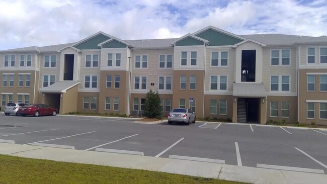 Building Photo - 6950 US-98 Rental