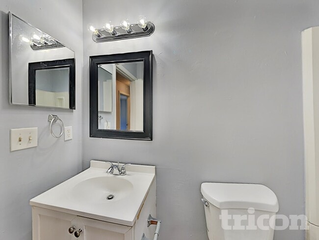 Photo - 1372 Inman Ct