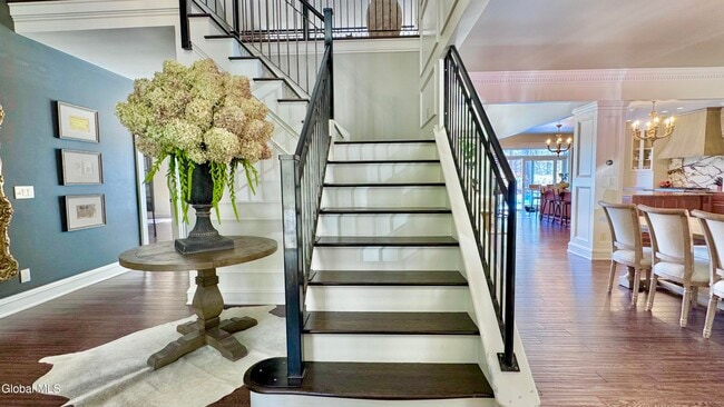 Photo - 9 Oakbrook Blvd