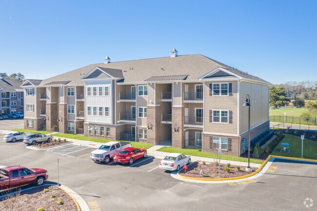 Bridge 17 Apartments