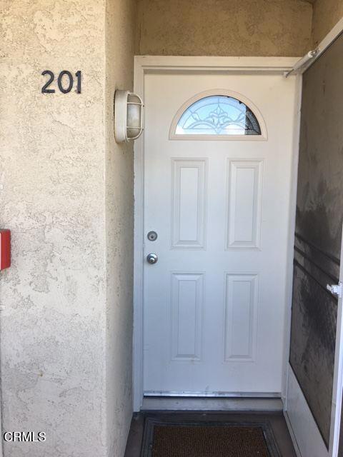 201 E Surfside Dr