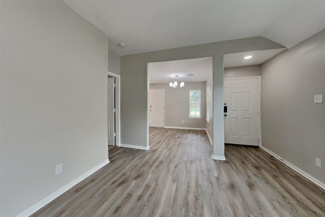 Photo - 19203 Canaras Ct