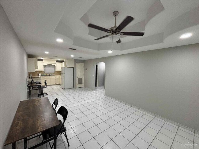 Photo - 10 Redwood Rd Unit 2