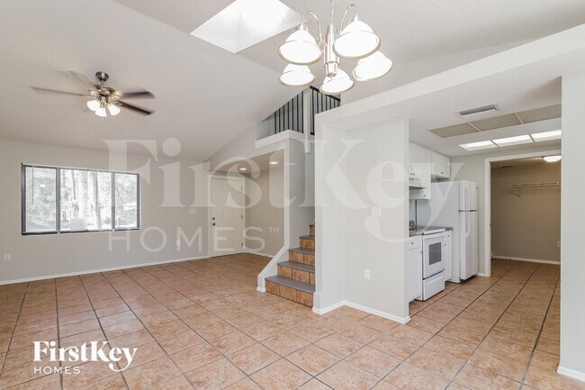 Photo - 5497 Lady Slipper Ave