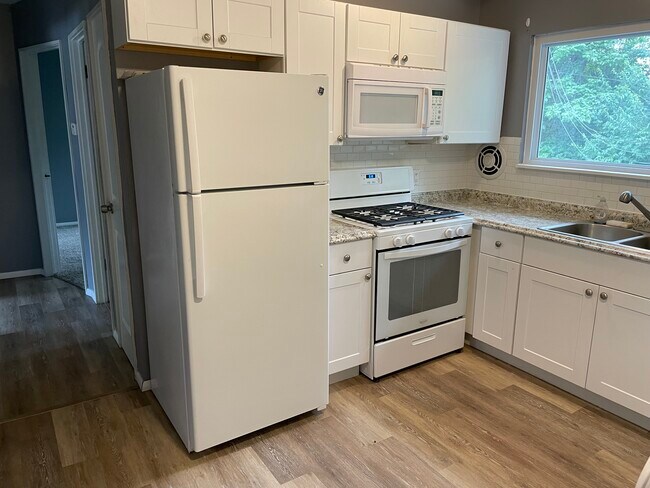 Photo - 8630 Burton Ave