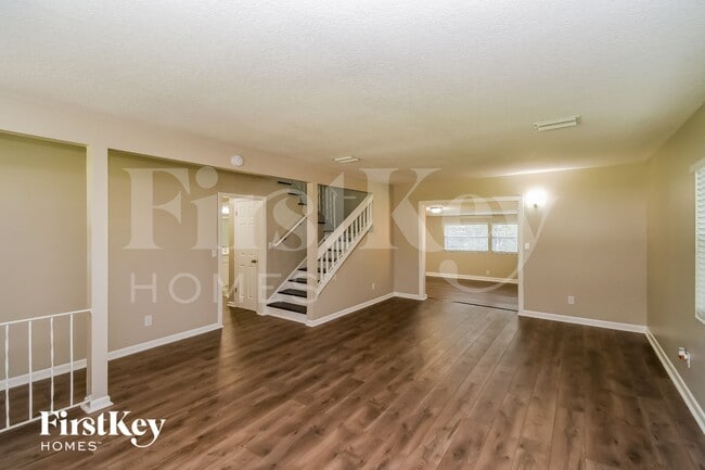 Photo - 3424 Copper Cir E