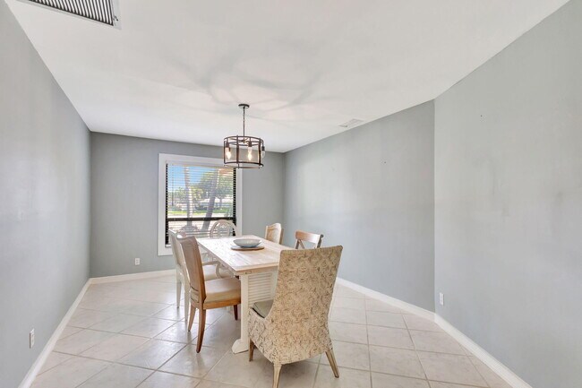 Photo - 88 PineHill Trail E