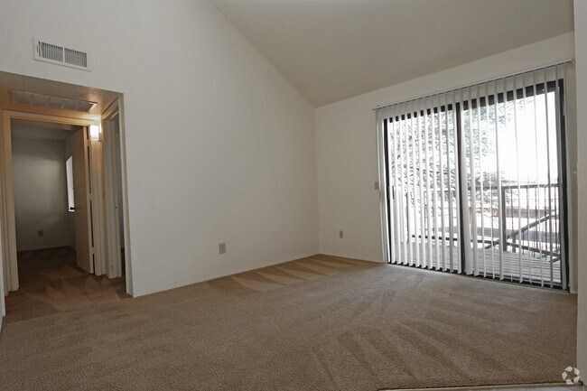 Photo - Mountain Steppes Apartments