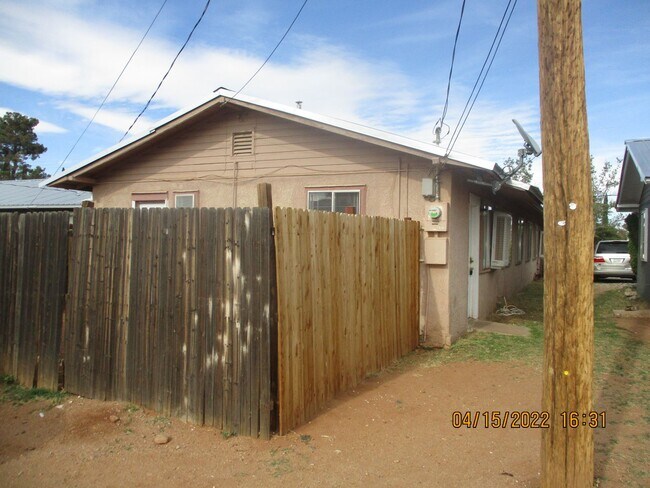 524 North Ave Unidad North Apt B/PM1209