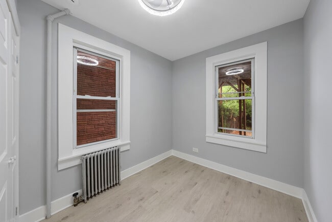 Beroom - 1920 S Wood Ave Unit 1