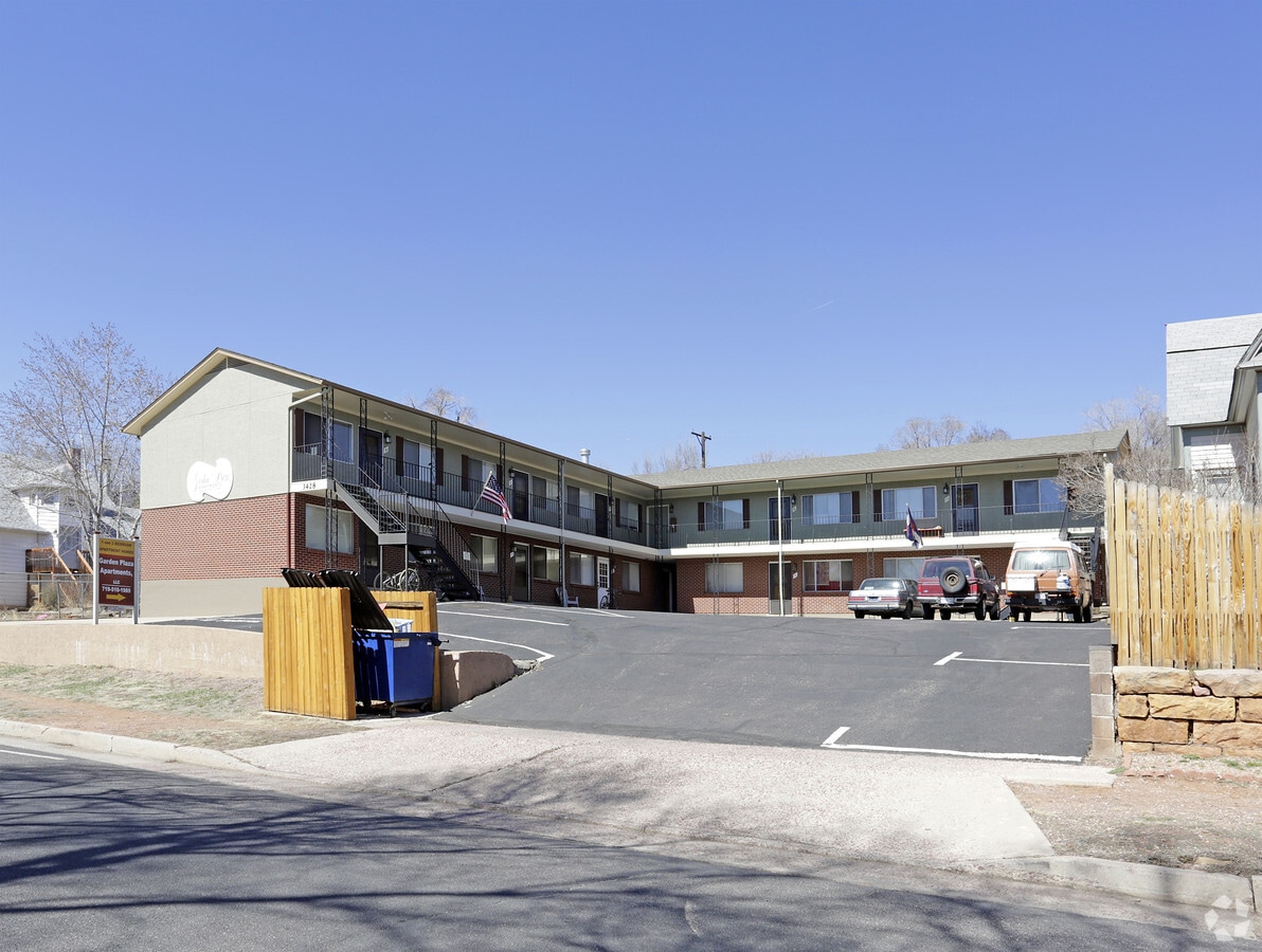 Photo - Garden Plaza Apartments