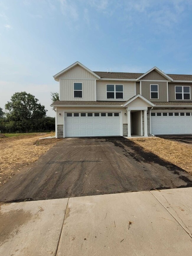 Building Photo - 1610 Eastside Cir Rental