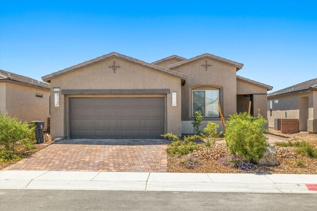 Spacious 3-Bed, 2-Bath Home with 2-Car Gar... - Spacious 3-Bed, 2-Bath Home with 2-Car Gar...