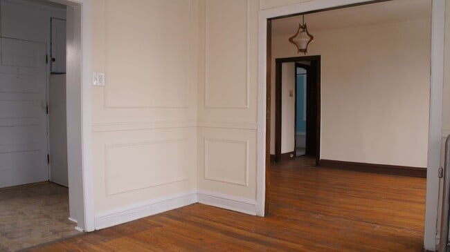 2700 N Spaulding Ave Unit 3EE