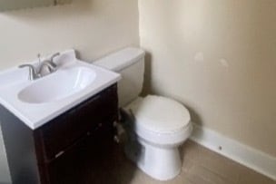 New Vanity Sink Toilet & Modern Tile Floor - 924 W Newport Ave
