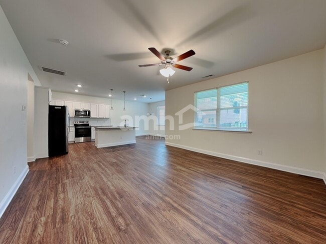 Photo - 3264 Brierhill Rd