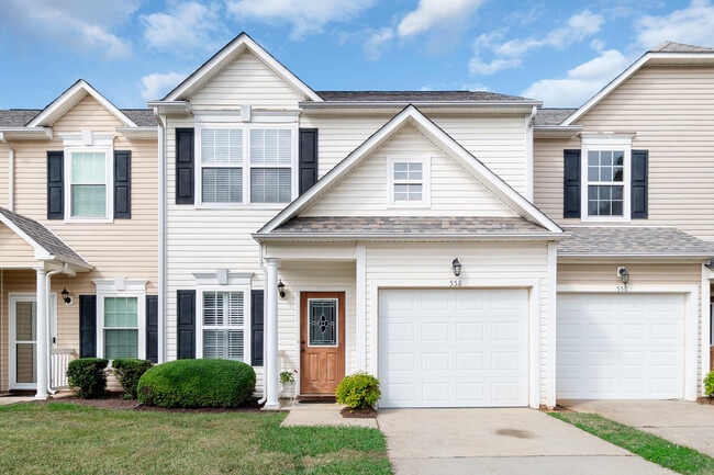Photo - 558 Calen Ln