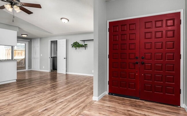 Photo - 1215 Cedar Ridge Dr