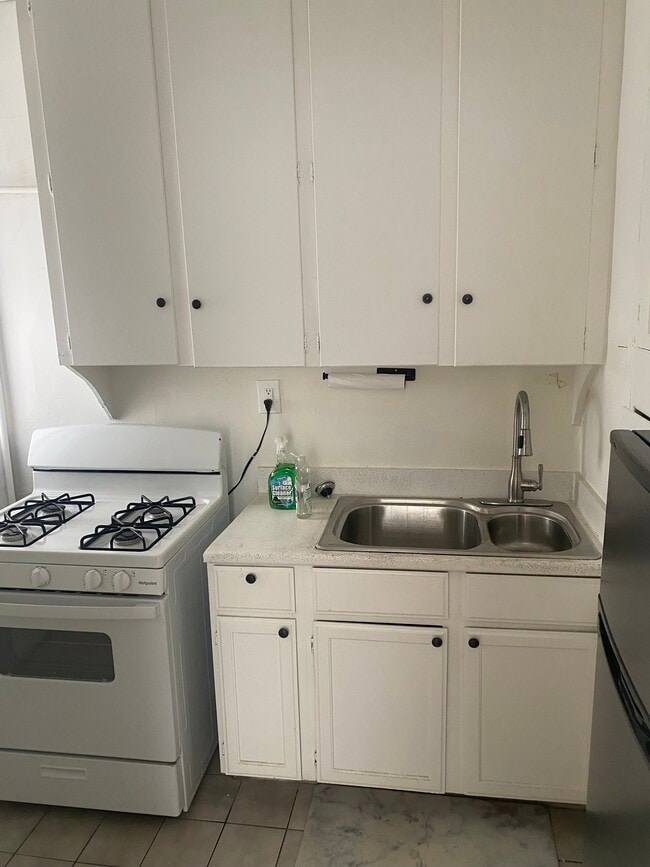 Photo - 118 Ardmore Drive