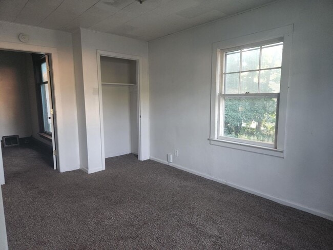 Photo - 314 S State St Unit #3