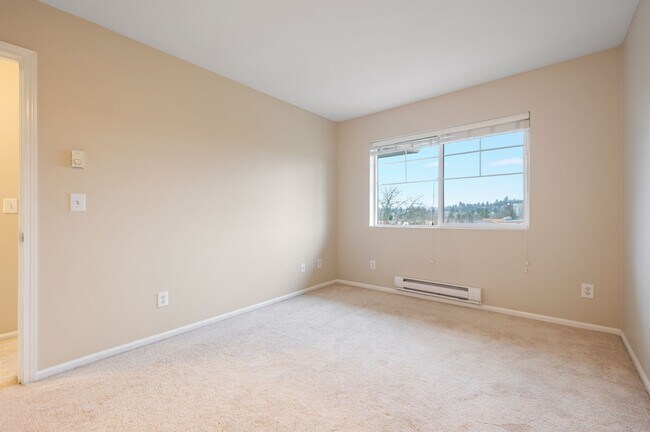 Photo - 7032 Holly Park Dr S Unidad X4