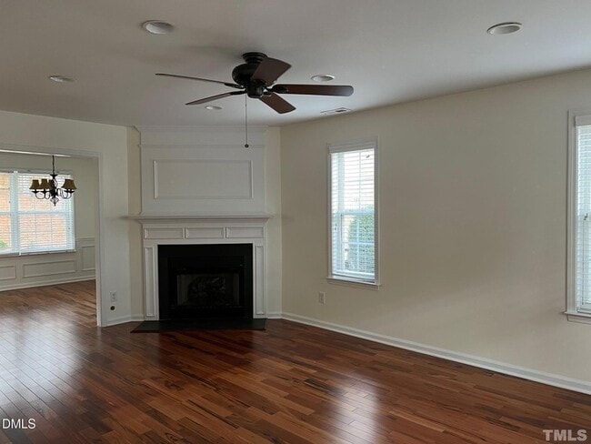 Photo - 109 Cranwell Ct