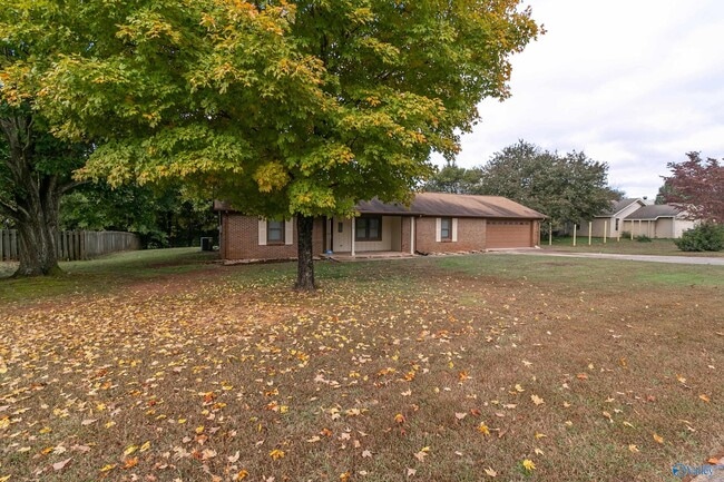 Building Photo - 313 Red Oak Rd Rental