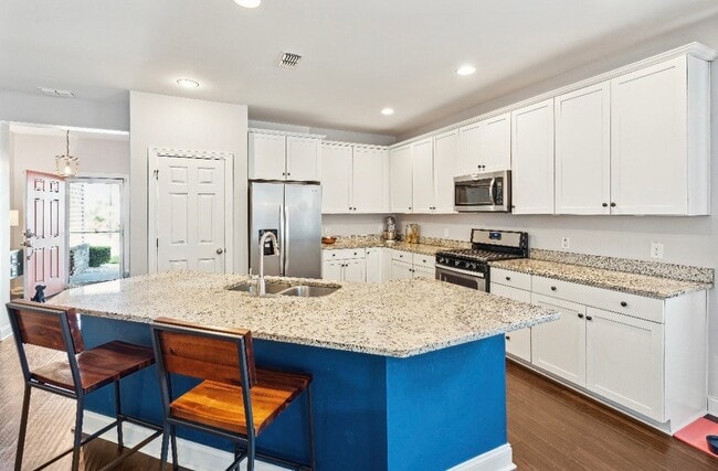Photo - 3084 Grand Bay Ln