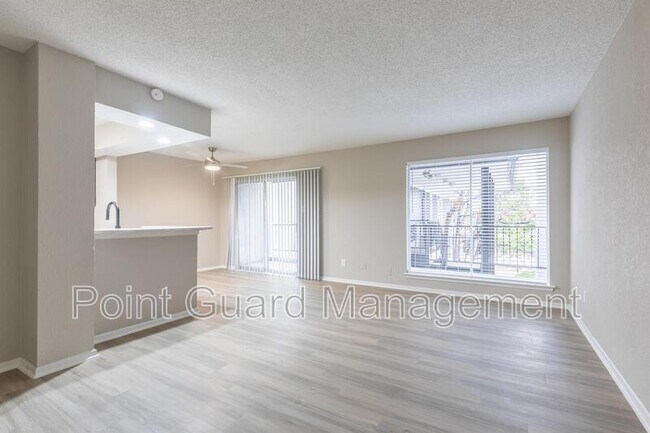 Photo - 2216 Ridgmar Plaza