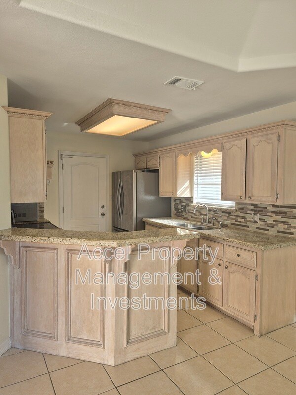 Photo - 4909 N Cypress St