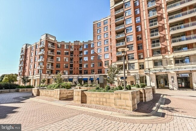 Building Photo - 3600 S Glebe Rd Unit 228W Rental