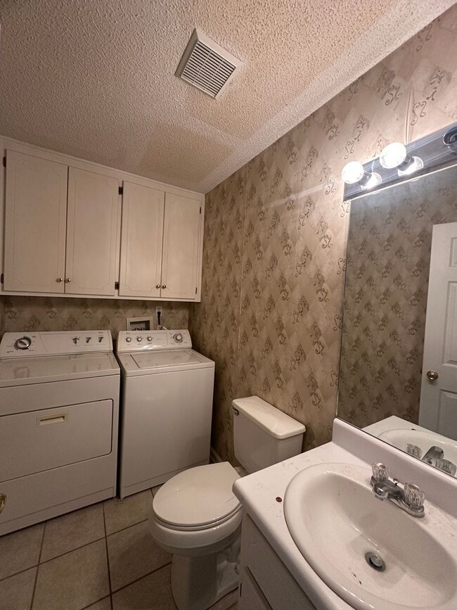 Photo - Dunwoody Subdivision