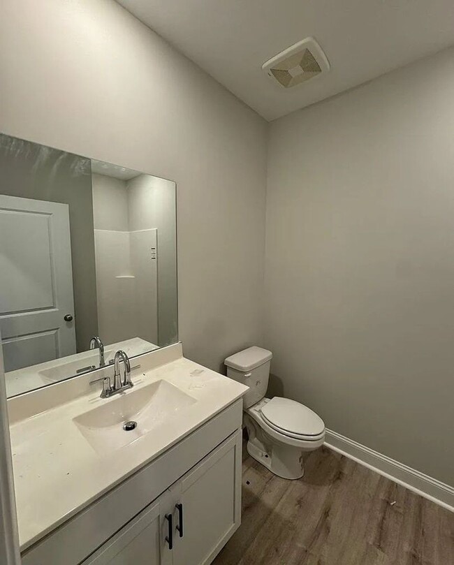 Photo - 308 Hillview Mls Blvd Unit 308 Hillview Mills, Apt 111