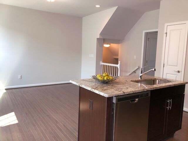 Photo - 2780 Ashcombe Dr.