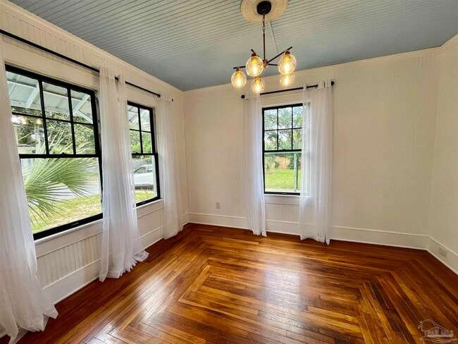 Photo - 101 Central Ave