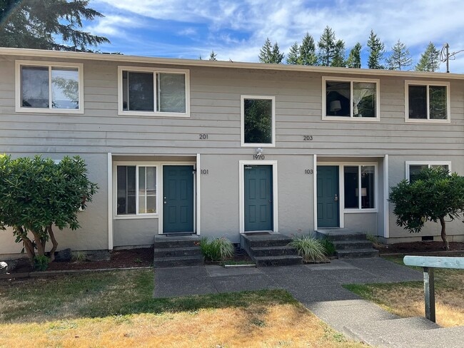 Photo - 1970 Sidney Ave Apartments Unit 201