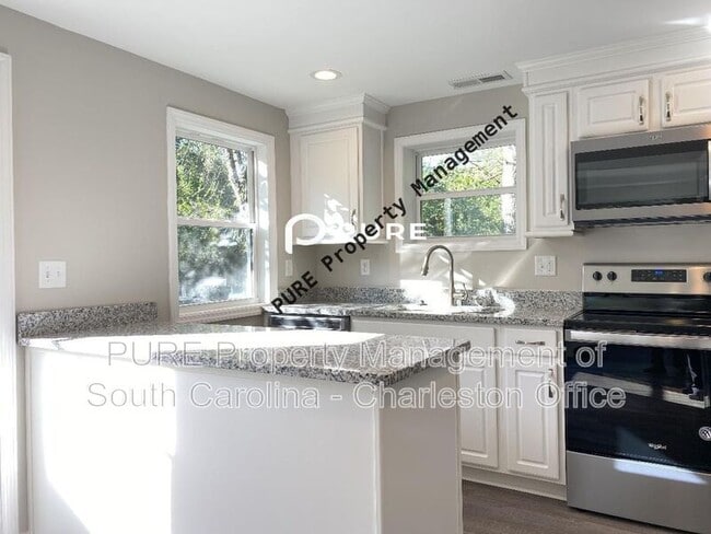 Photo - 1612 Acacia St