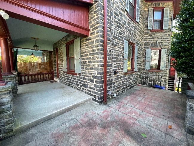 Photo - 219 Washington Ln Unit 1