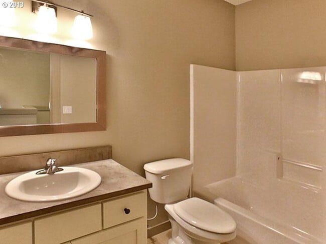 Photo - 6430 N Maryland Ave