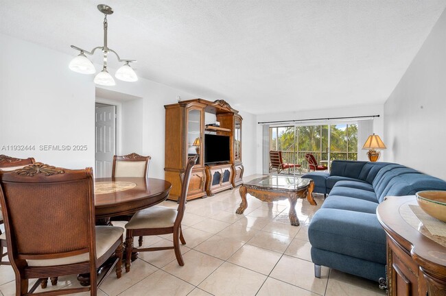 Photo - 2800 N Palm Aire Dr Unit 309