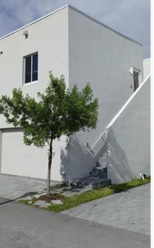 Photo - 6667 NW 102nd Path