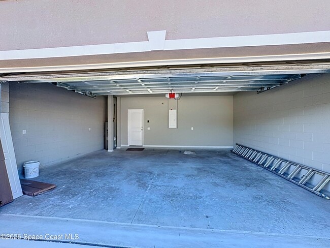 Photo - 498 L M Davey Ln