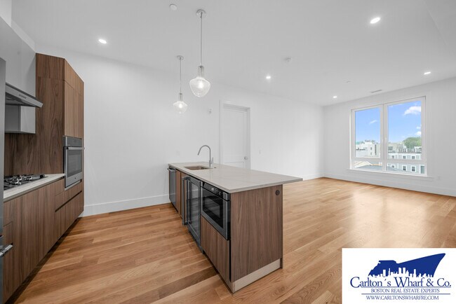 Photo - 218 Old Colony Ave Unidad 403