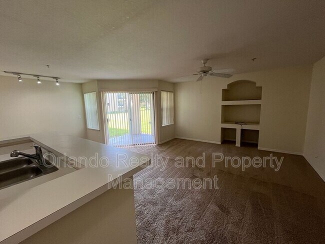 Photo - 7360 Westpointe Blvd Unit #116