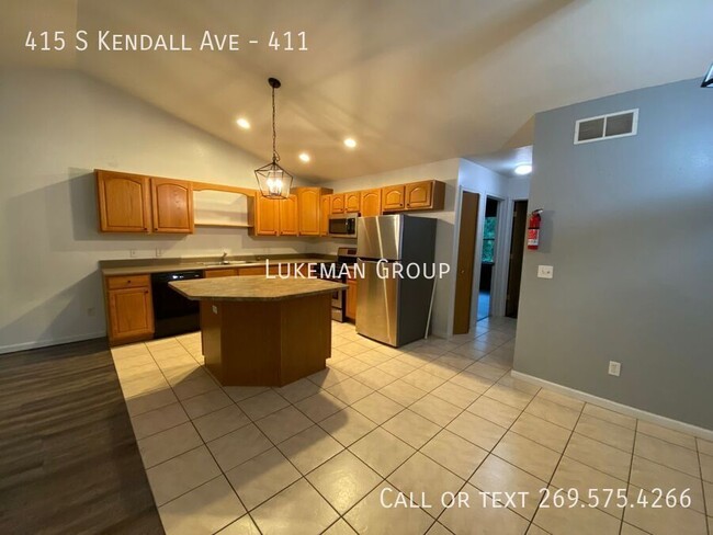 Graduate Gardens - 4 Bed/2 Bath Townhome N... - Graduate Gardens - 4 Bed/2 Bath Townhome N... Unidad 411