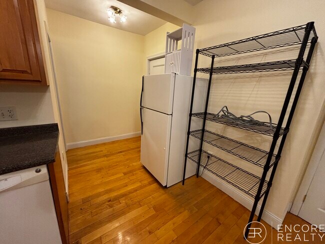 Photo - 1555 Beacon St Unit 2