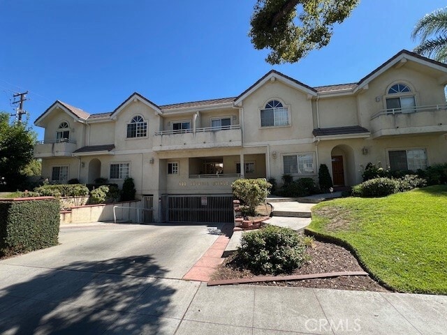 Photo - 900 Arcadia Ave