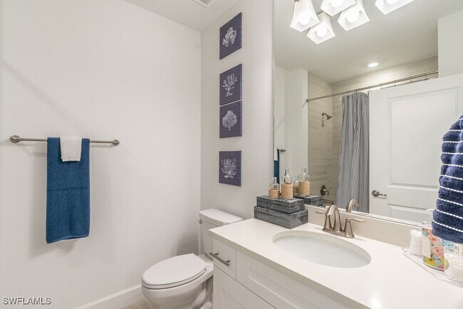 Building Photo - 16903 Fairgrove Way Unit 102