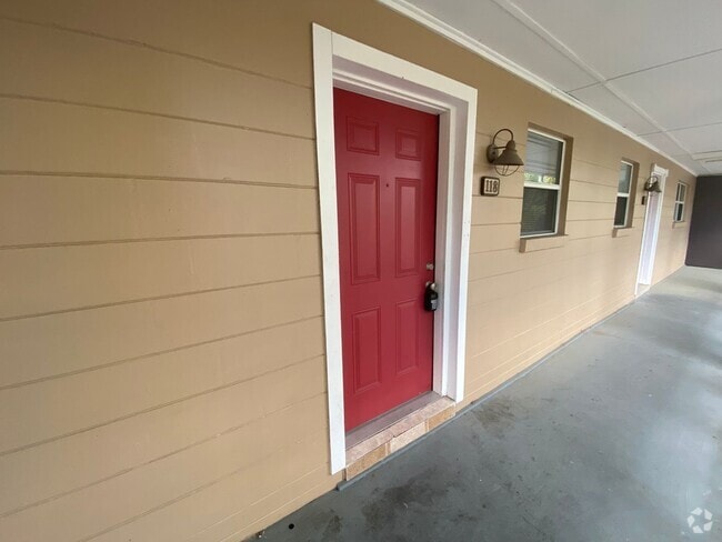 Building Photo - Creekside 2 bedroom 2 bath Condo Available...